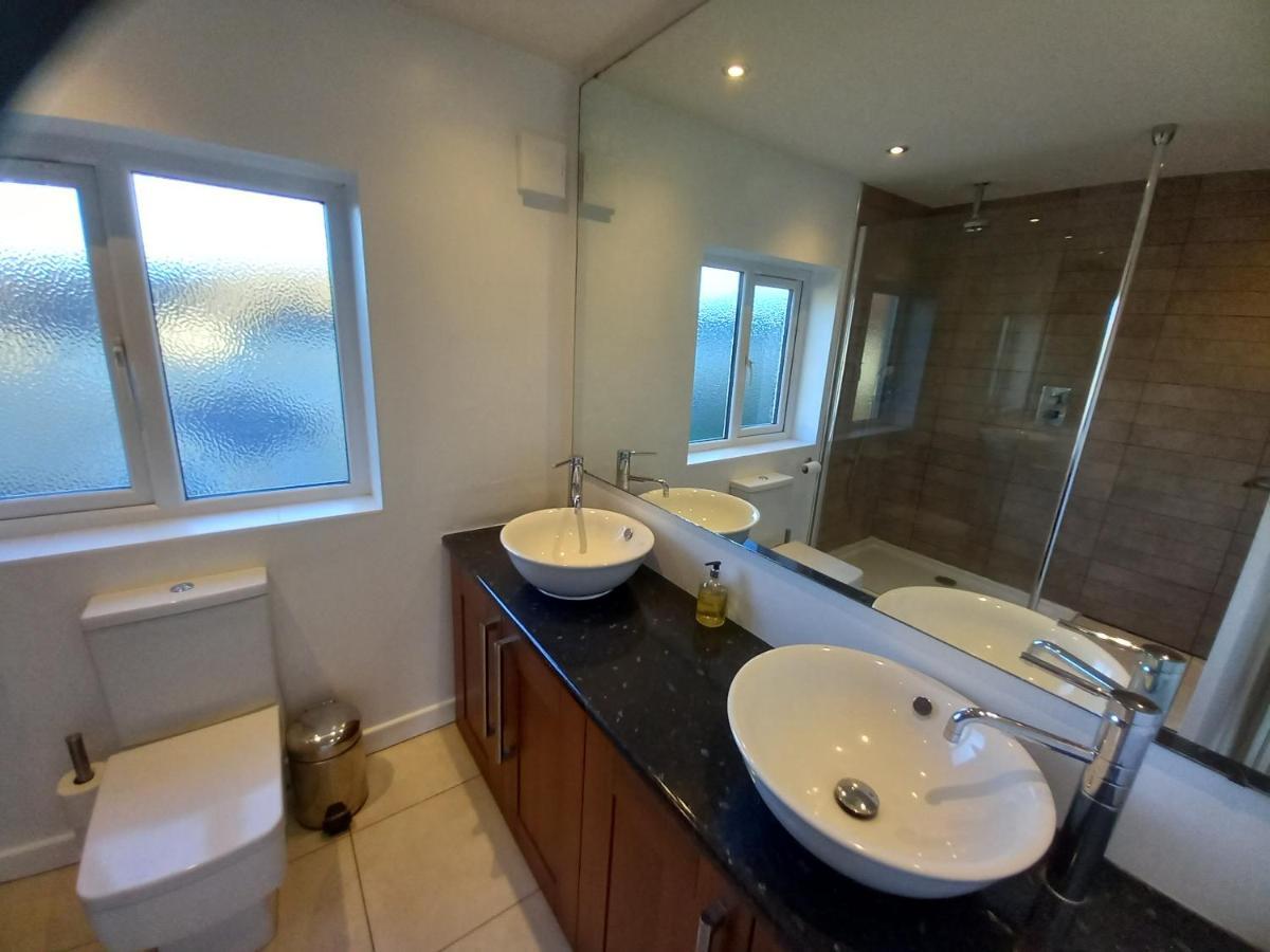 Grange Croft Villa Ben Rhydding Ngoại thất bức ảnh